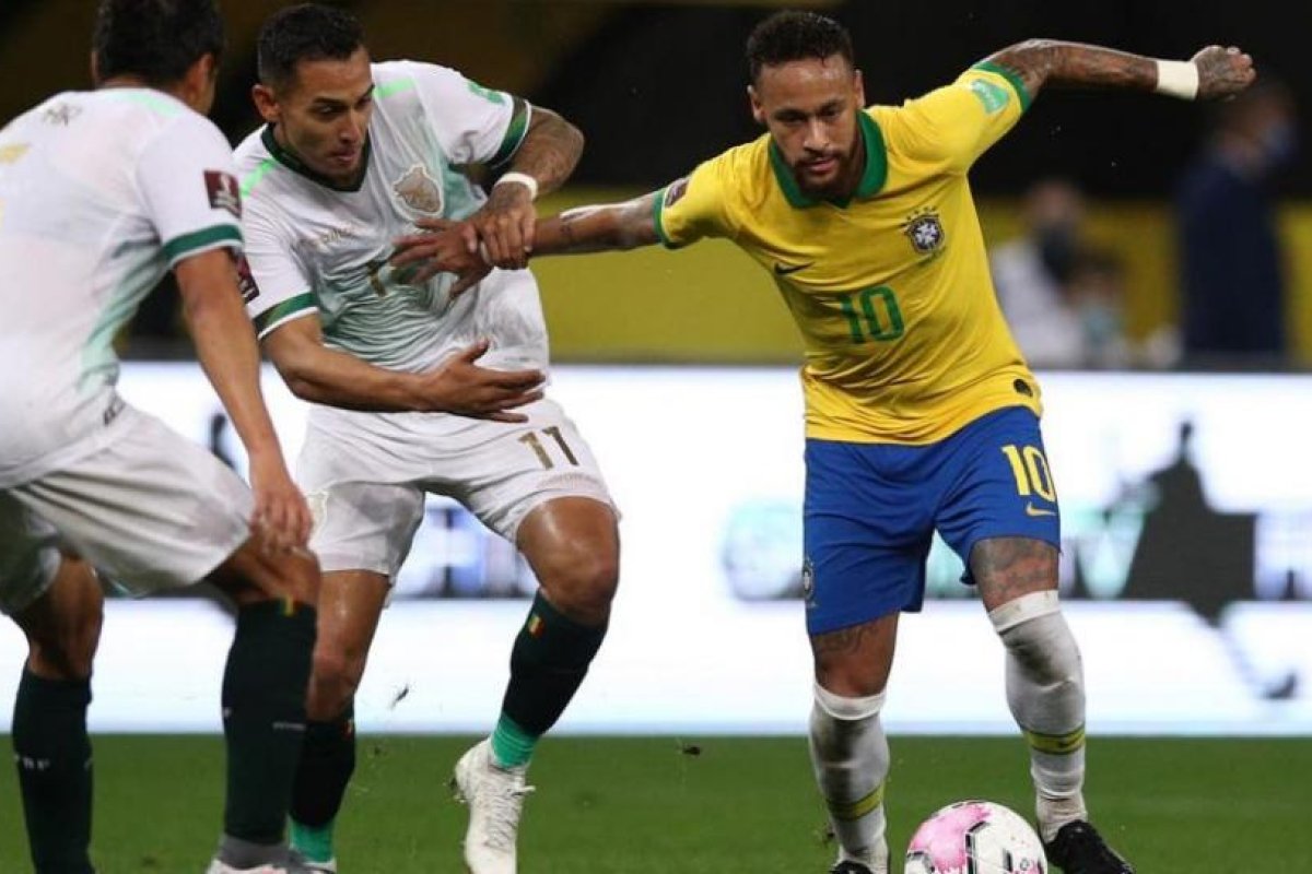 Brasil brilló ante Bolivia como local y comenzó las eliminatorias con una goleada