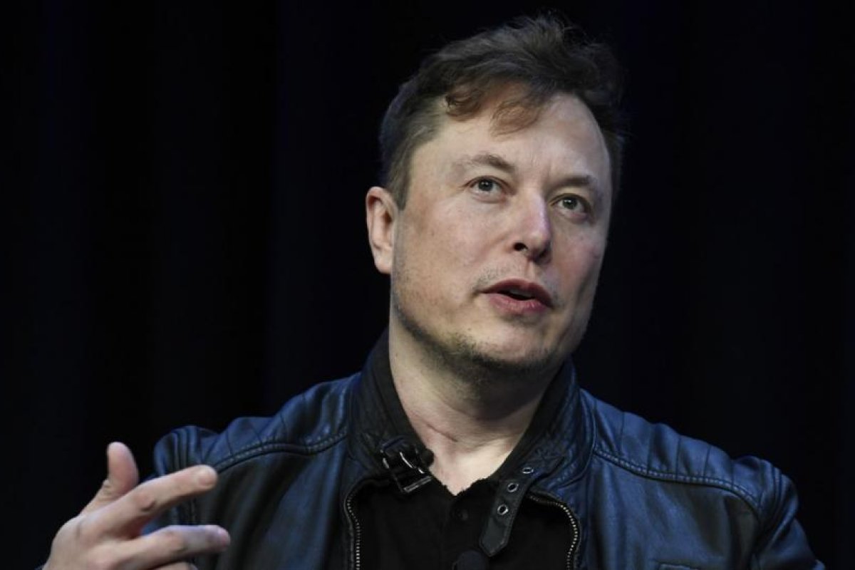 Elon Musk aclara su postura sobre la libertad de expresión tras comprar Twitter