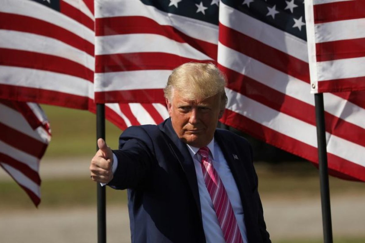 Reportan que Trump piensa postularse para las presidenciales de 2024