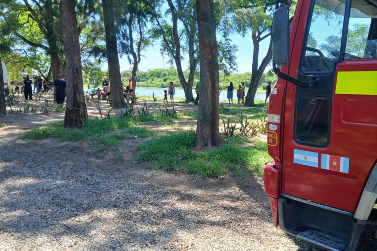 Nuestros Bomberos Voluntarios iniciaron una operación de búsqueda exhaustiva en Río Dulce