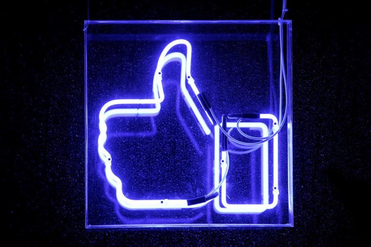 Facebook elimina el botón 'me gusta' de las páginas públicas
