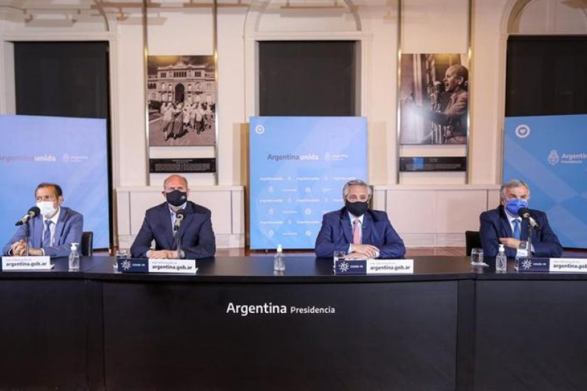 Mendoza se opone a las nuevas restricciones nacionales y mantiene las flexibilizaciones