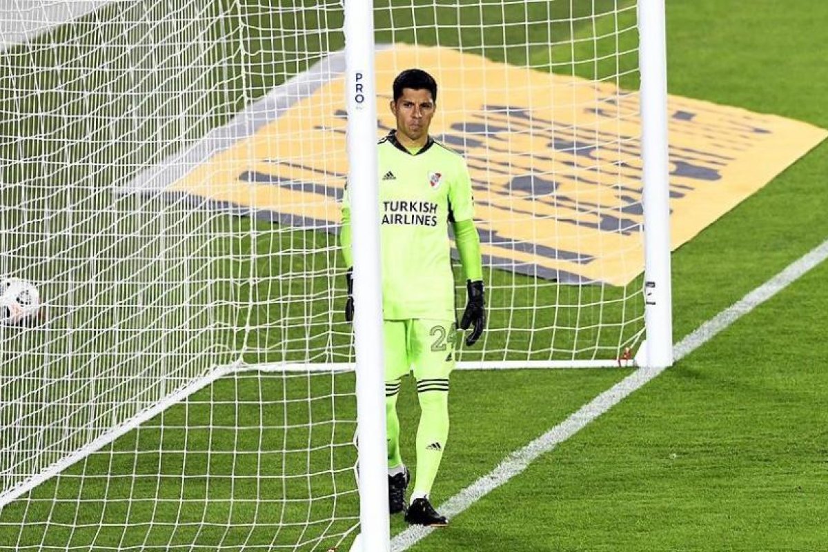 Enzo Pérez se llevó a su casa los recuerdos de una noche histórica