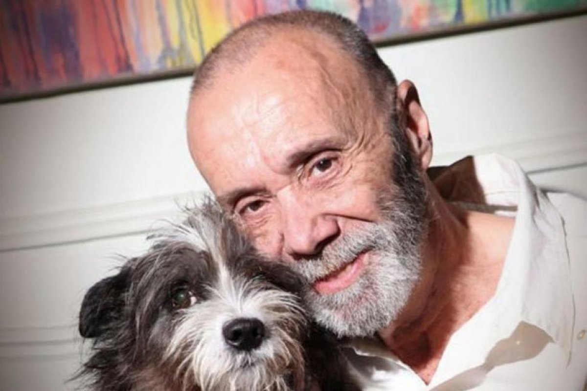 Recuerdos de Raúl Portal desechados en un contenedor sorprenden a Argentina