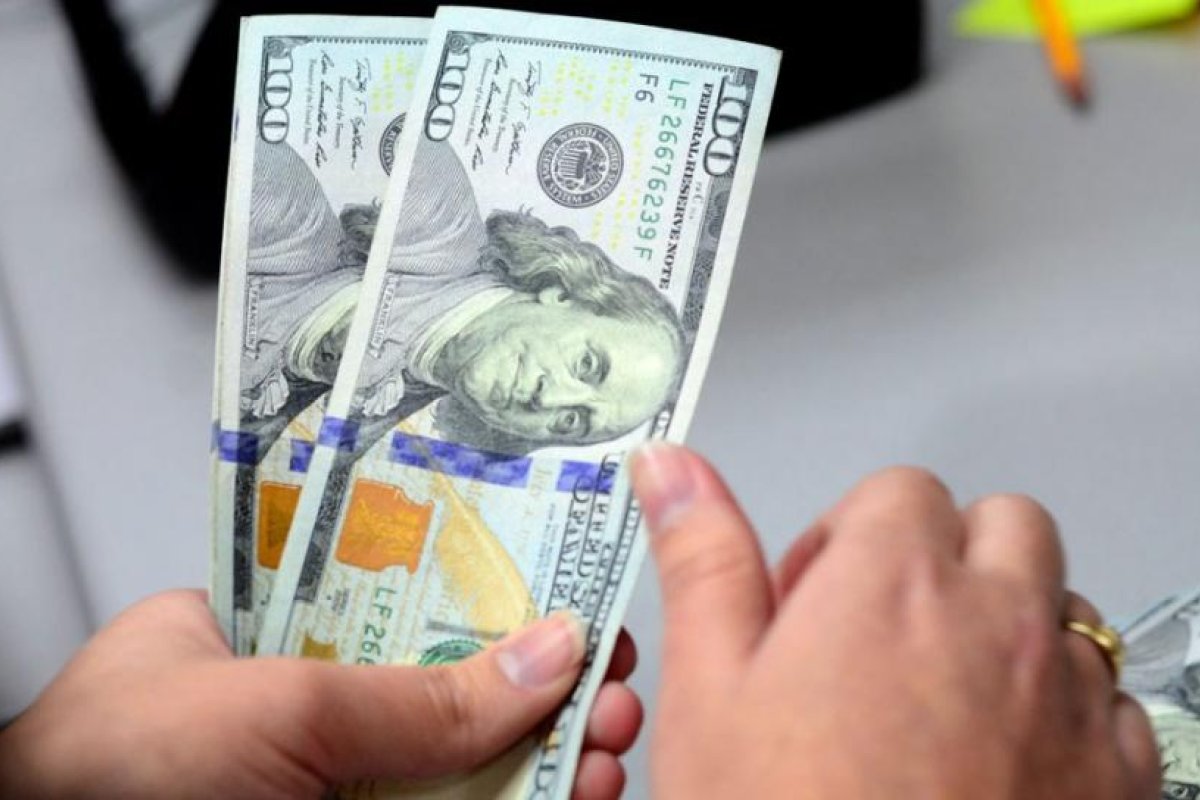 La compra de dólar ahorro alcanzó un nuevo récord en agosto
