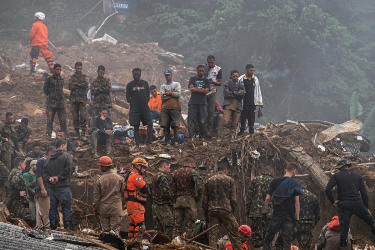 Asciende a 152 el número de muertos por el fuerte temporal en la ciudad brasileña de Petrópolis
