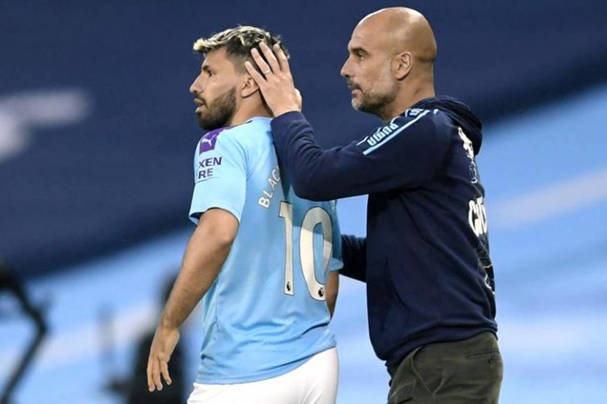 Agüero tuvo una lesión muscular