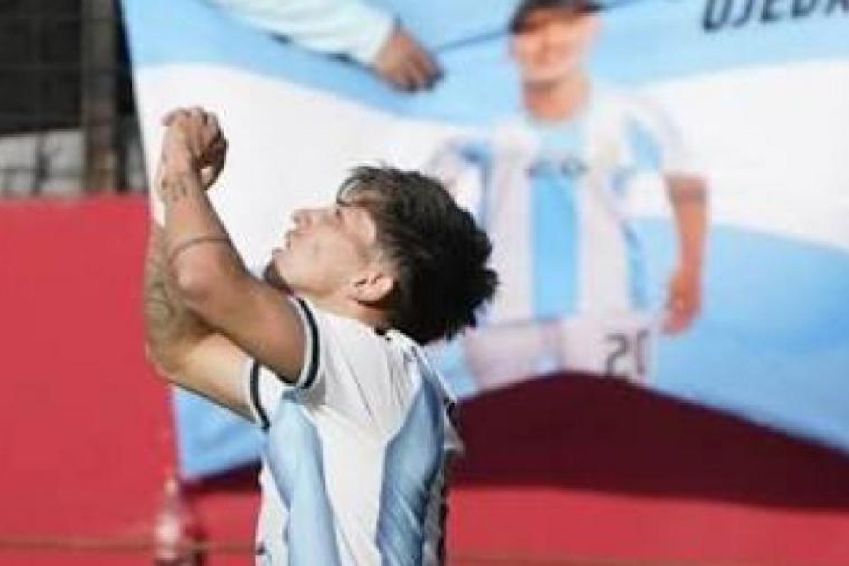 Argentina avanza a semifinales tras un gol agónico de Ramiro Tulián