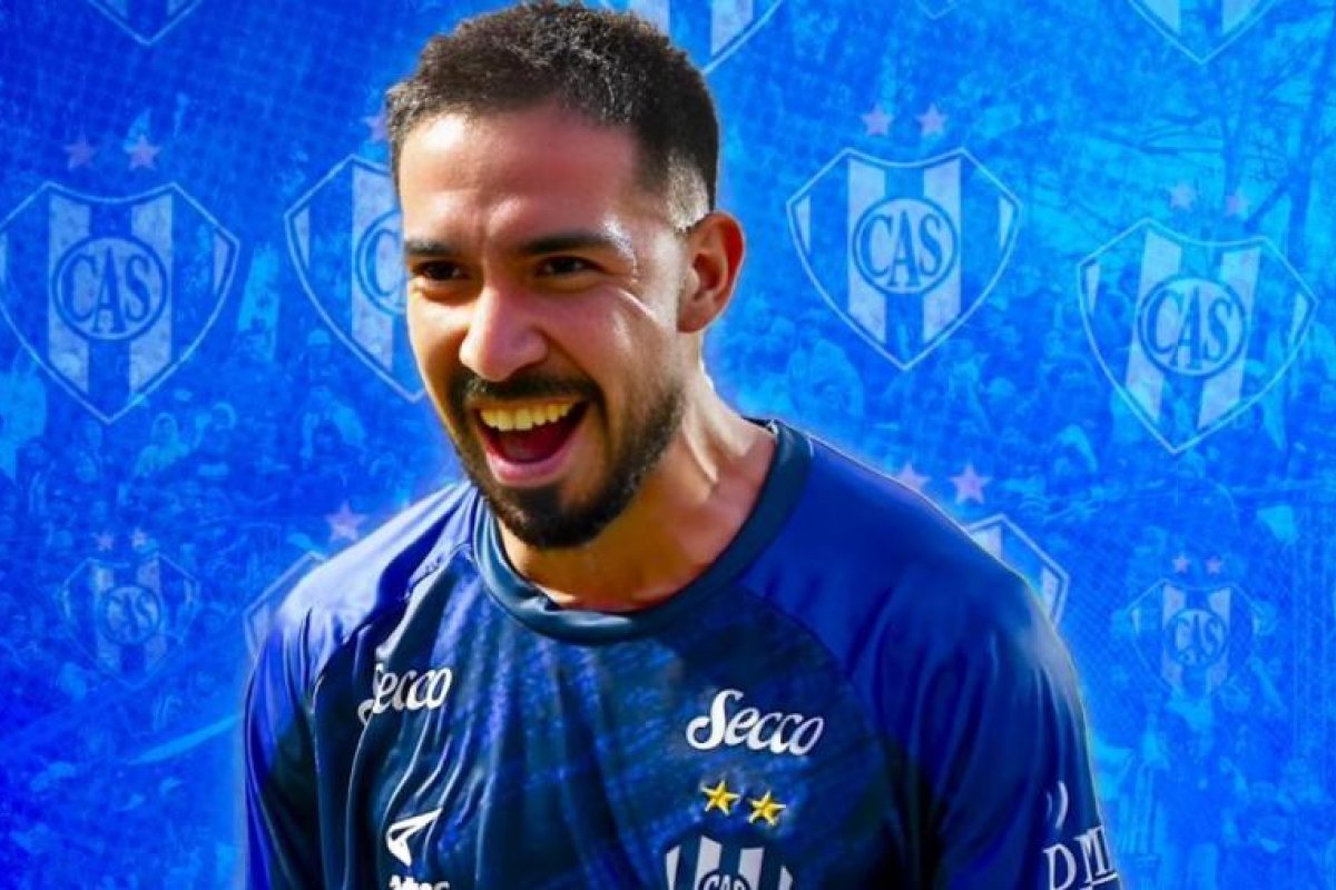 Sarmiento renueva contrato de Axel Ochoa hasta 2026 para fortalecer su plantilla