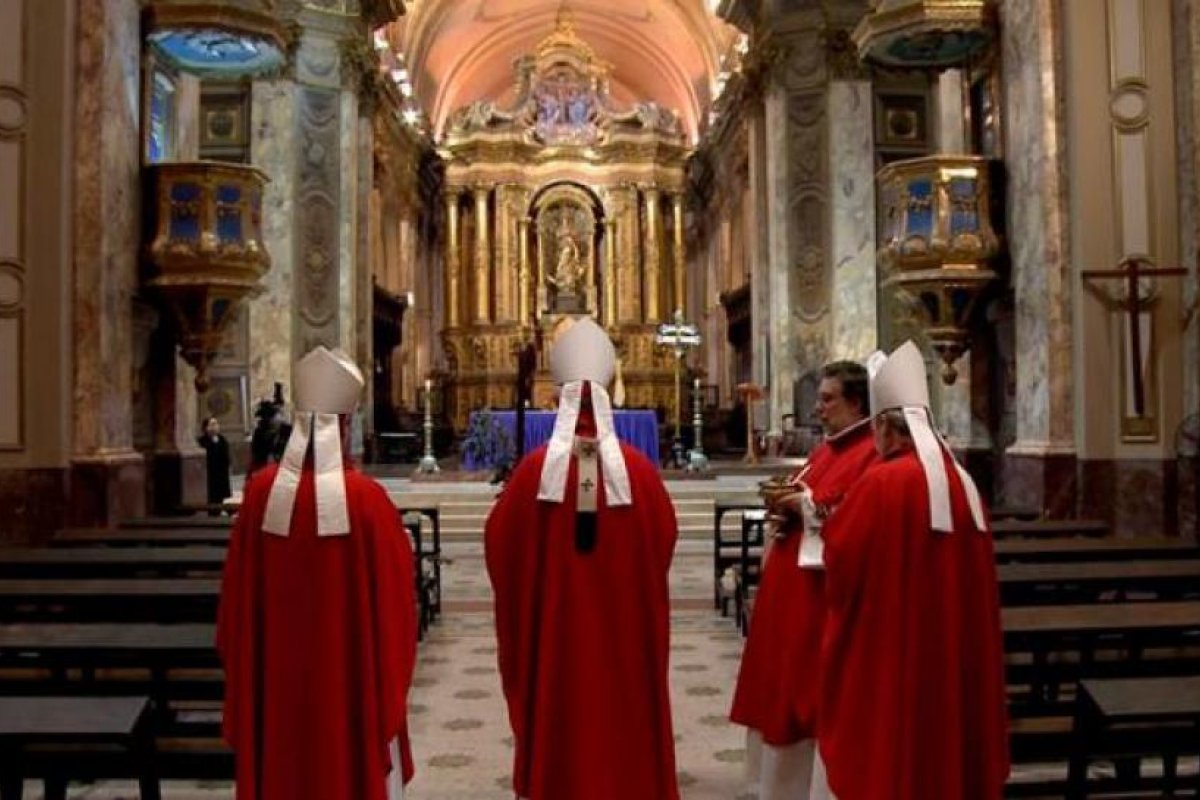 La iglesia le abrirá las puertas de la Catedral al Gobierno este miércoles