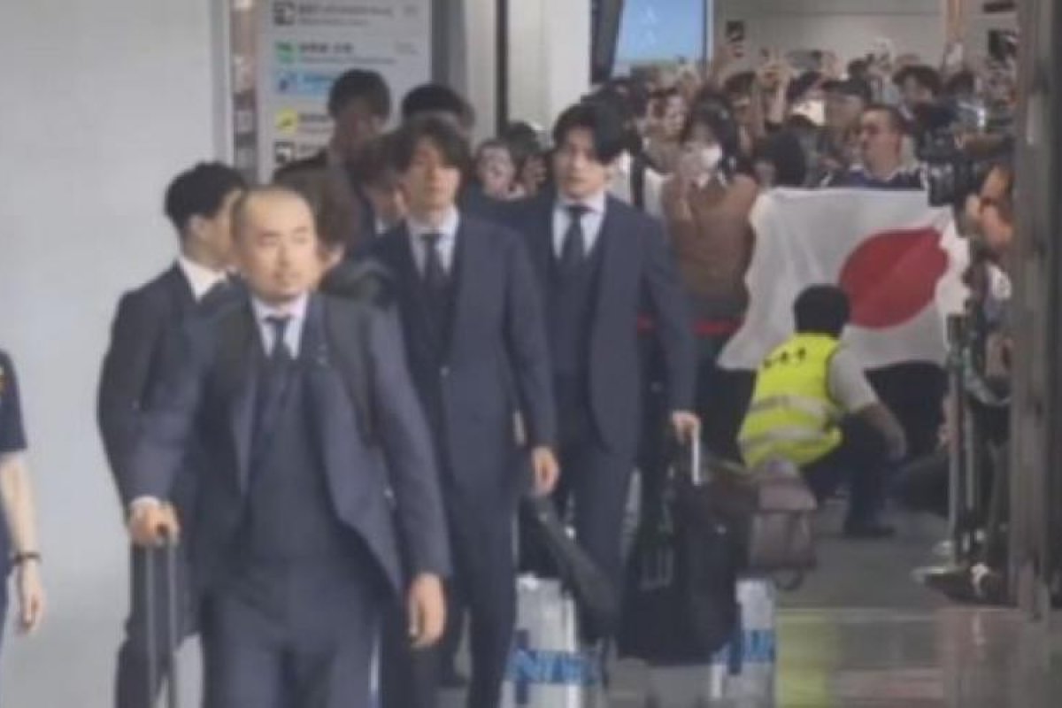 Recibimiento conmovedor a la Selección Japonesa tras su eliminación en el Mundial 2026