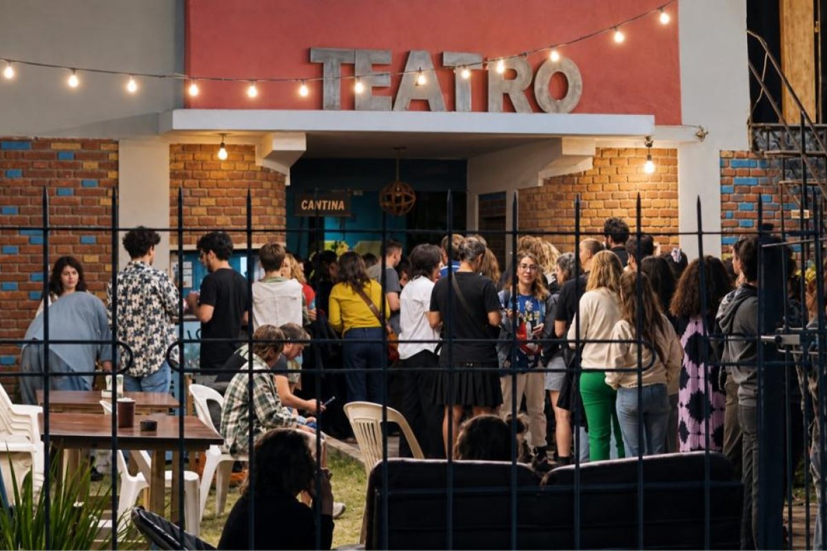 Cooperativa Teatro de Arte: Estrenos Culturales Imperdibles en Octubre