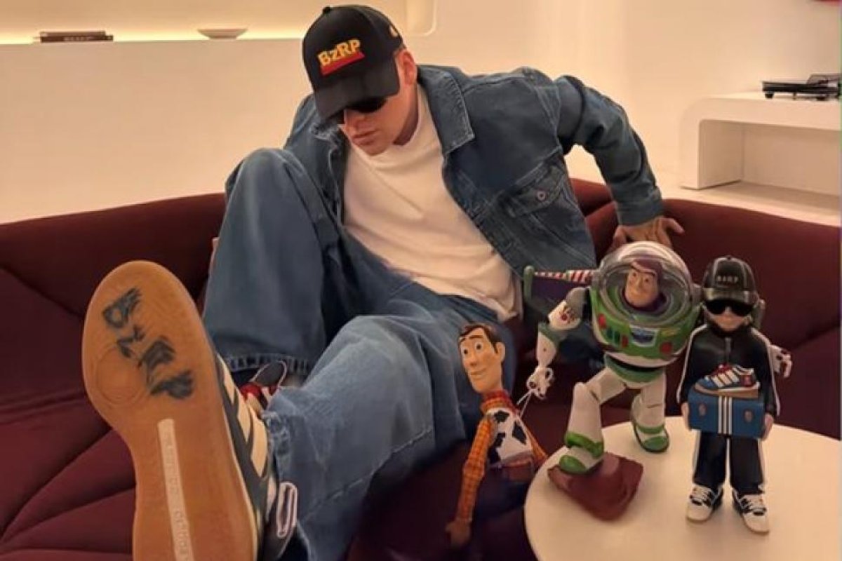 Bizarrap se une a Toy Story 5: Revelación de su personaje animado