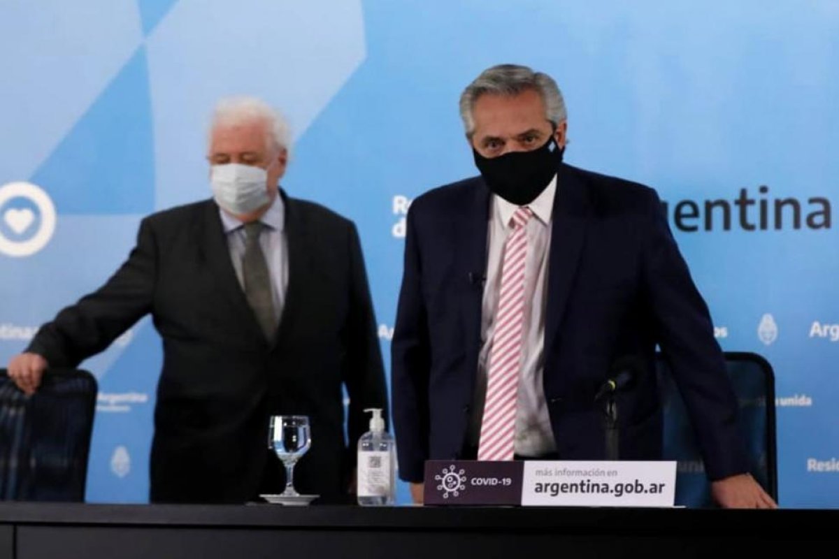 Coronavirus en la Argentina. Ginés González García: "En marzo podremos tener masivamente la vacuna"