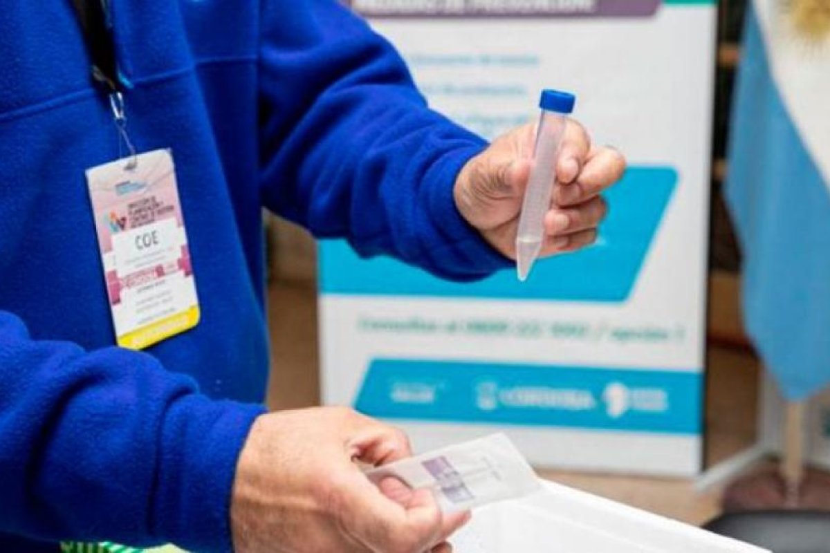 Córdoba y un récord que preocupa: 2080 casos de coronavirus en un día