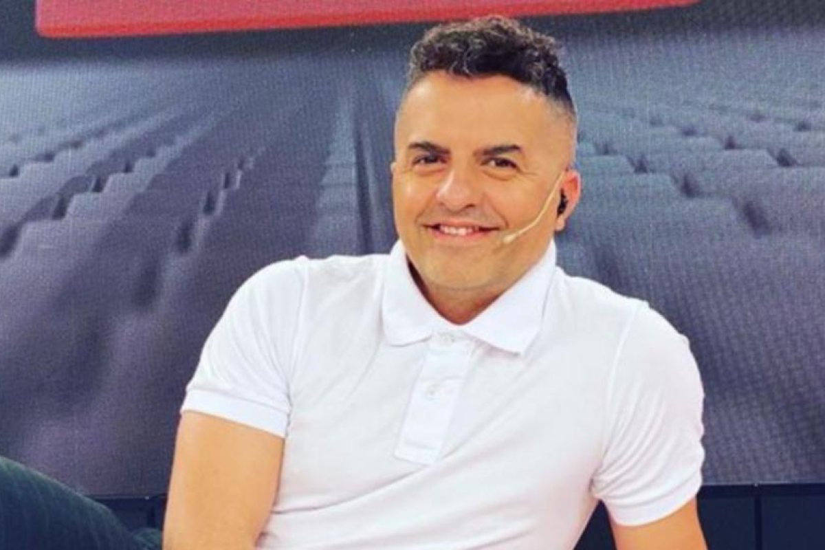 Ángel de Brito puso en duda el futuro de una panelista de LAM