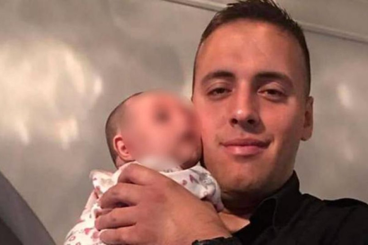 Un policía y un pasajero mueren tras un robo y tiroteo en un colectivo