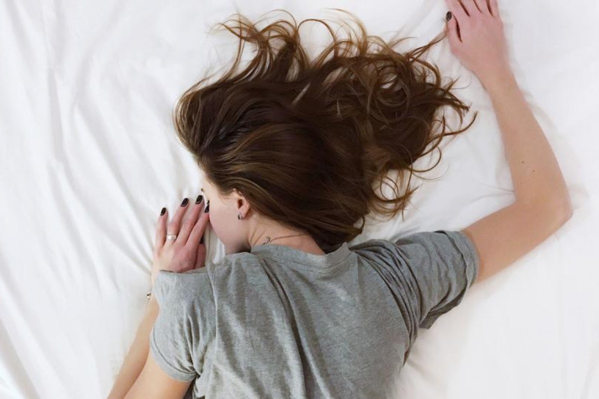 Un sitio web ofrece 2.000 dólares por un trabajo de 'ensueño': dormir en diferentes lugares, incluyendo un hotel 5 estrellas