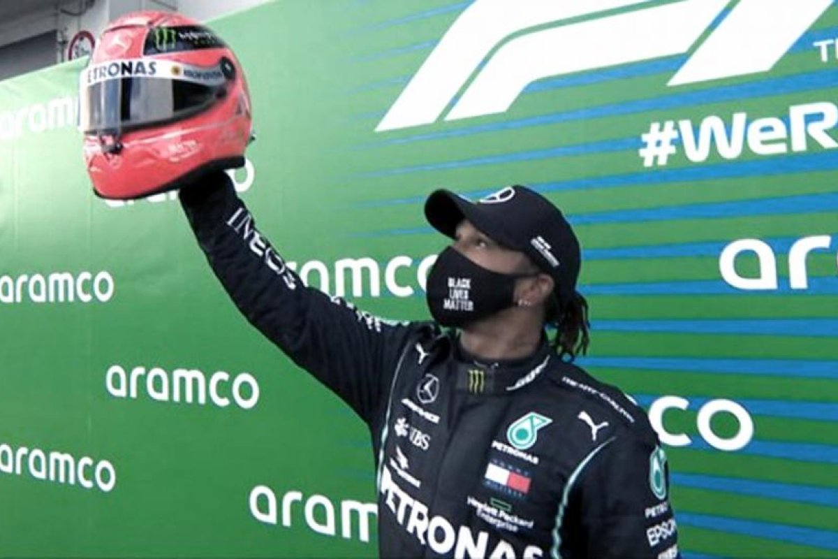 Hamilton, en el último suspiro, logró la "pole" en Portimao