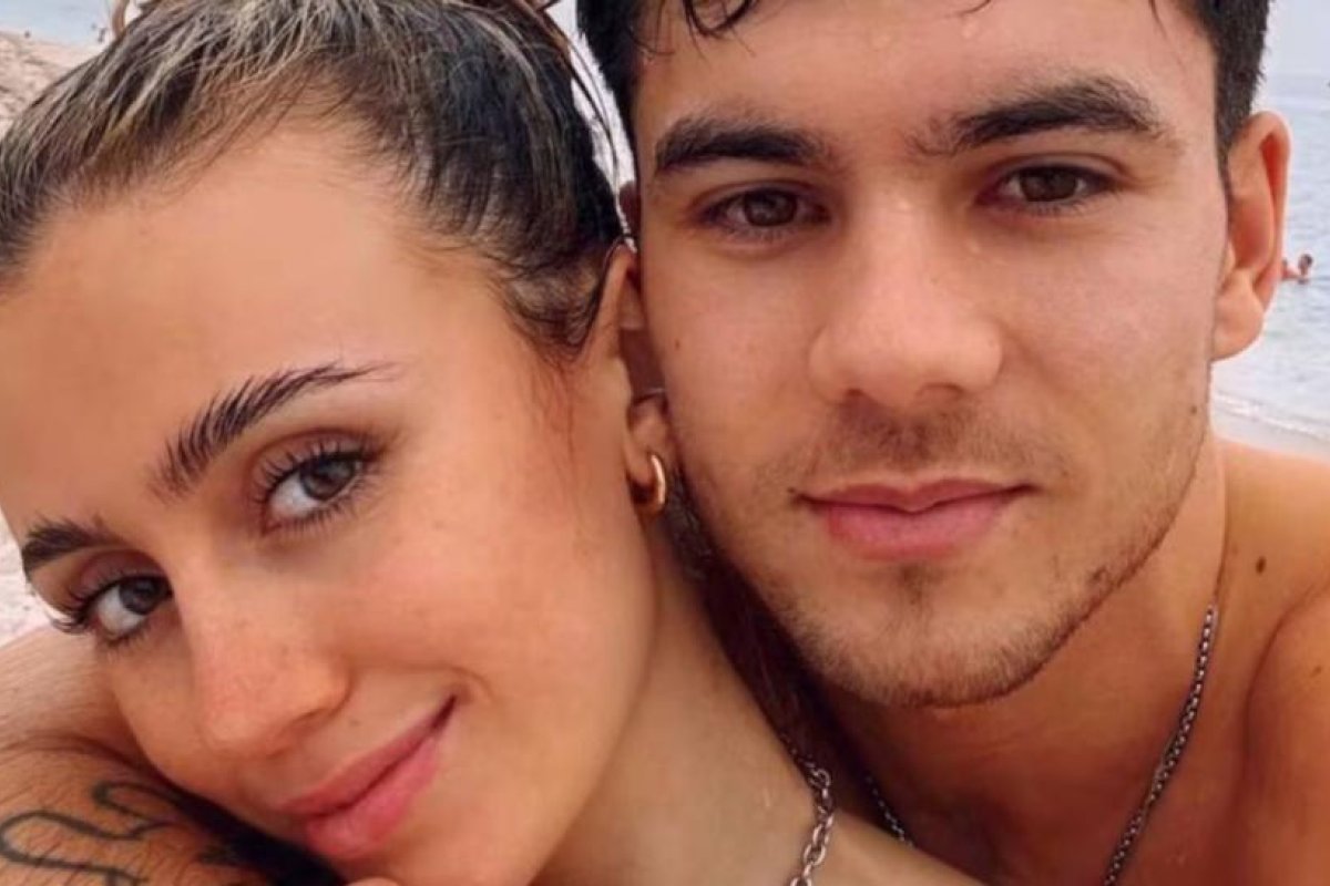 Lucas Blondel solicita matrimonio a Morena Beltrán durante vacaciones