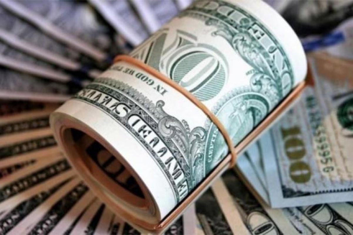 El dólar blue subió a $154 y el oficial cerró a $87