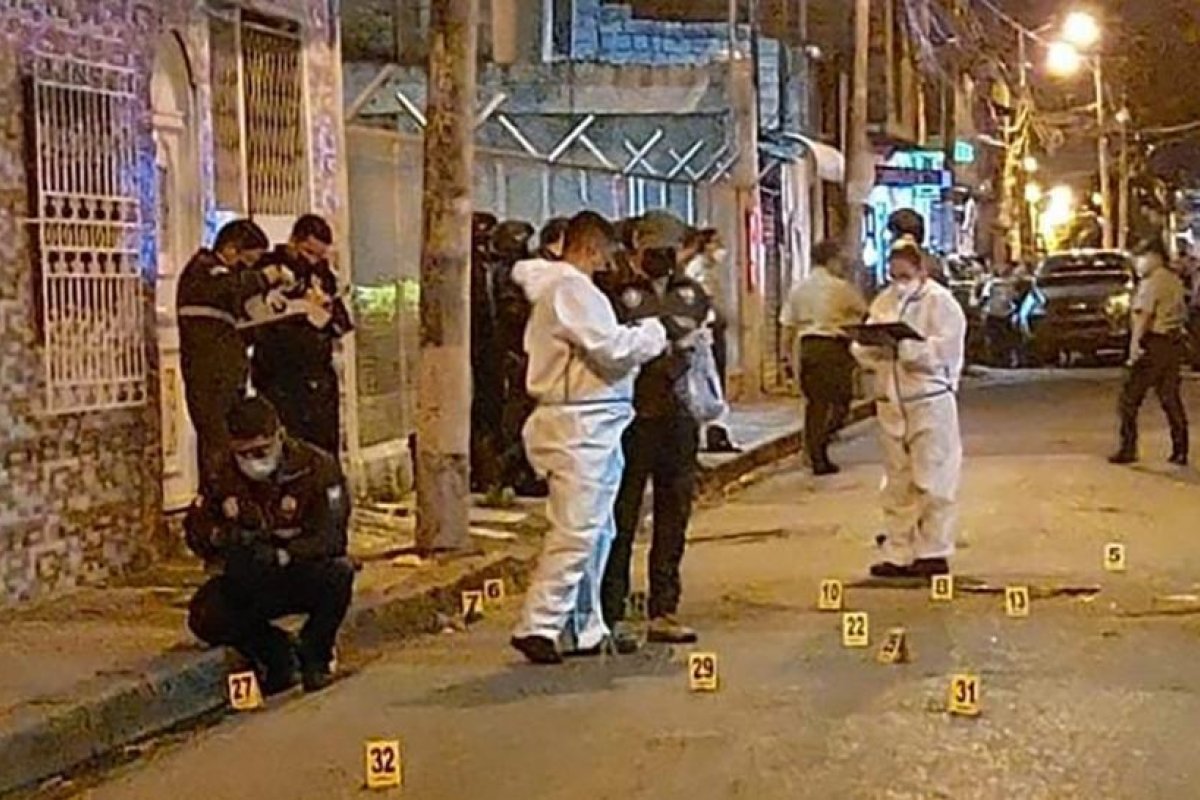 Siete muertos y dos heridos deja balacera en los exteriores de una vivienda en la ciudad ecuatoriana de Guayaquil