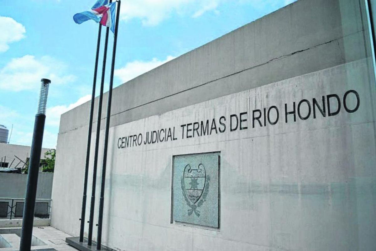 Barrio La Pileta: Una niña de 6 años denuncia abuso del hermano del exnovio de su madre