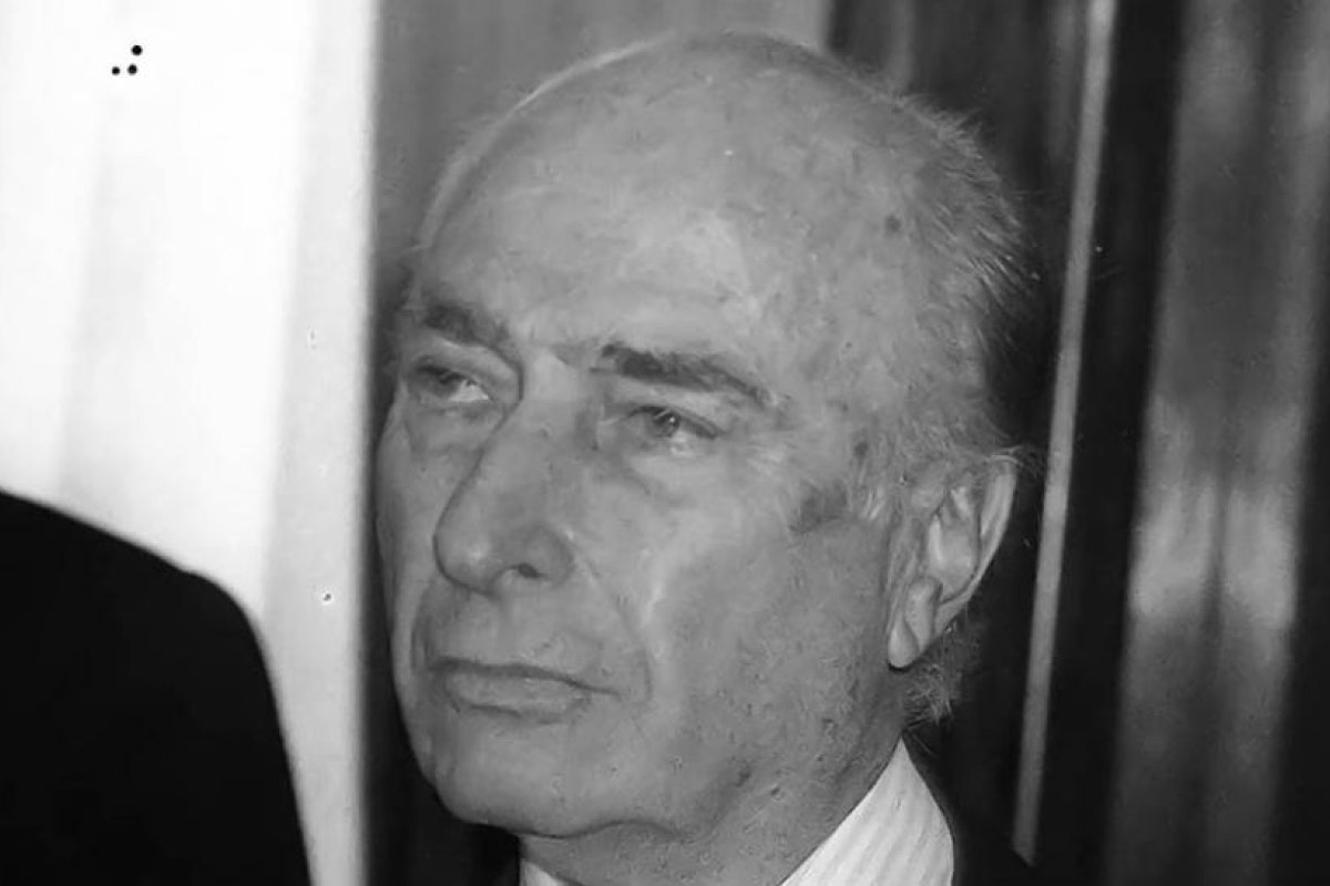 Fangio: vida y obra del mito argentino que marcó una época en el automovilismo mundial