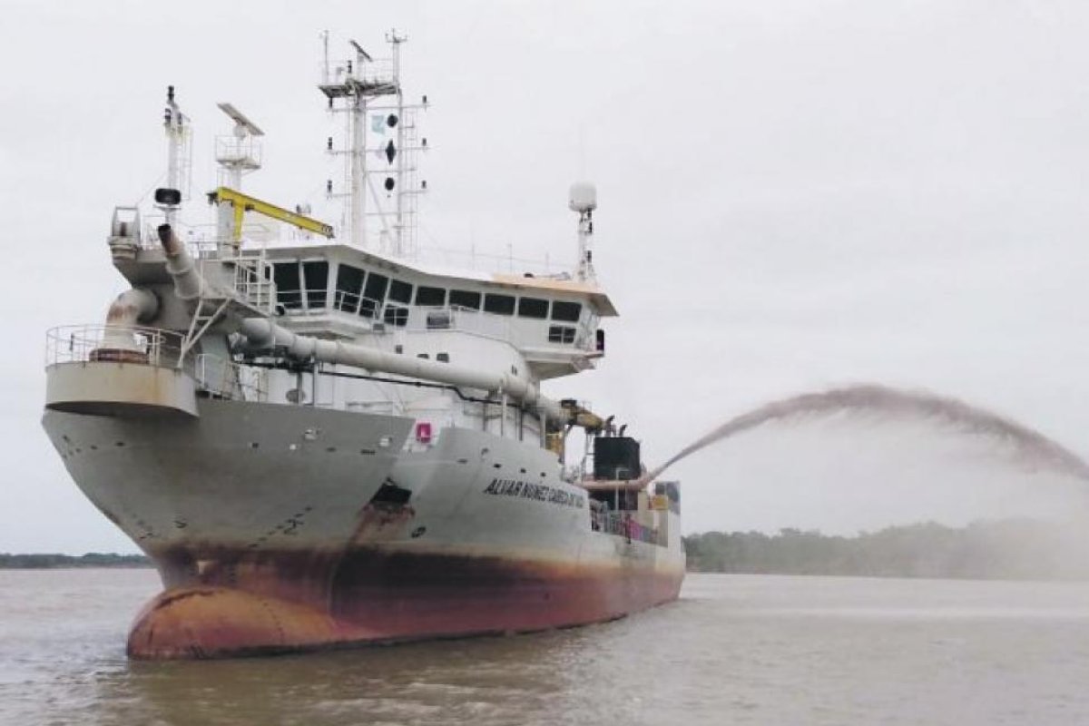 Jan de Nul inició dragado vital en el río Paraguay