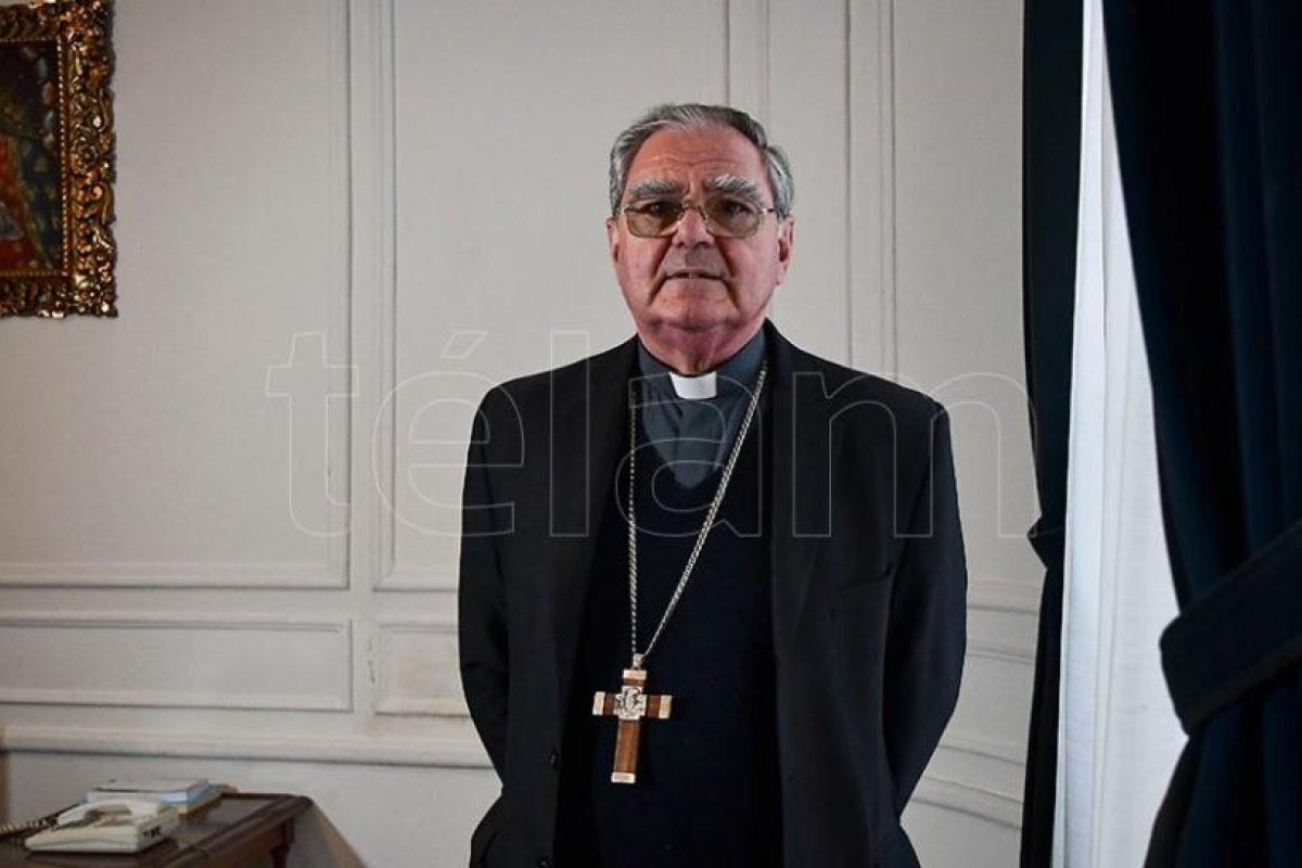 Monseñor Ojea: "Sin unidad para enfrentar la pandemia y recuperar la economía, no habrá otra orilla"