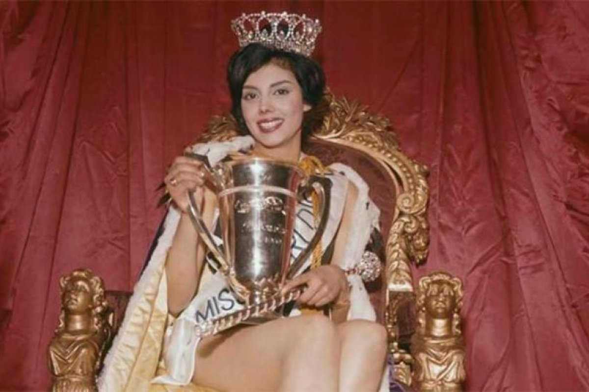 La primera Miss Mundo argentina fue atropellada por un colectivo y lucha por su vida