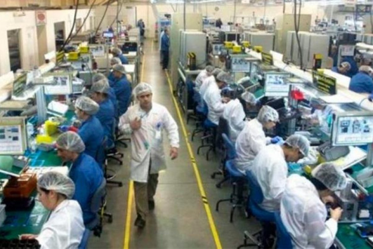 Venden la fábrica de celulares de Samsung y LG en Tierra del Fuego