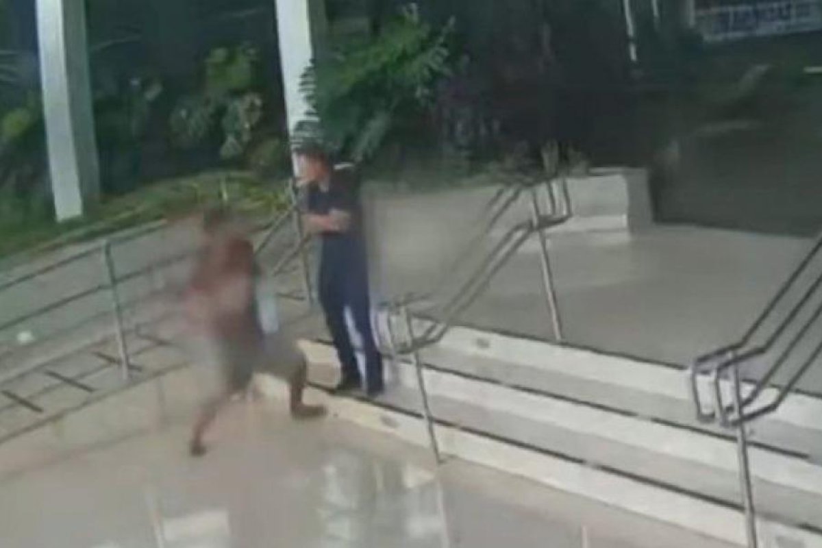 Hombre ciego tras agresión violenta luego de trasplante de córnea en Brasil