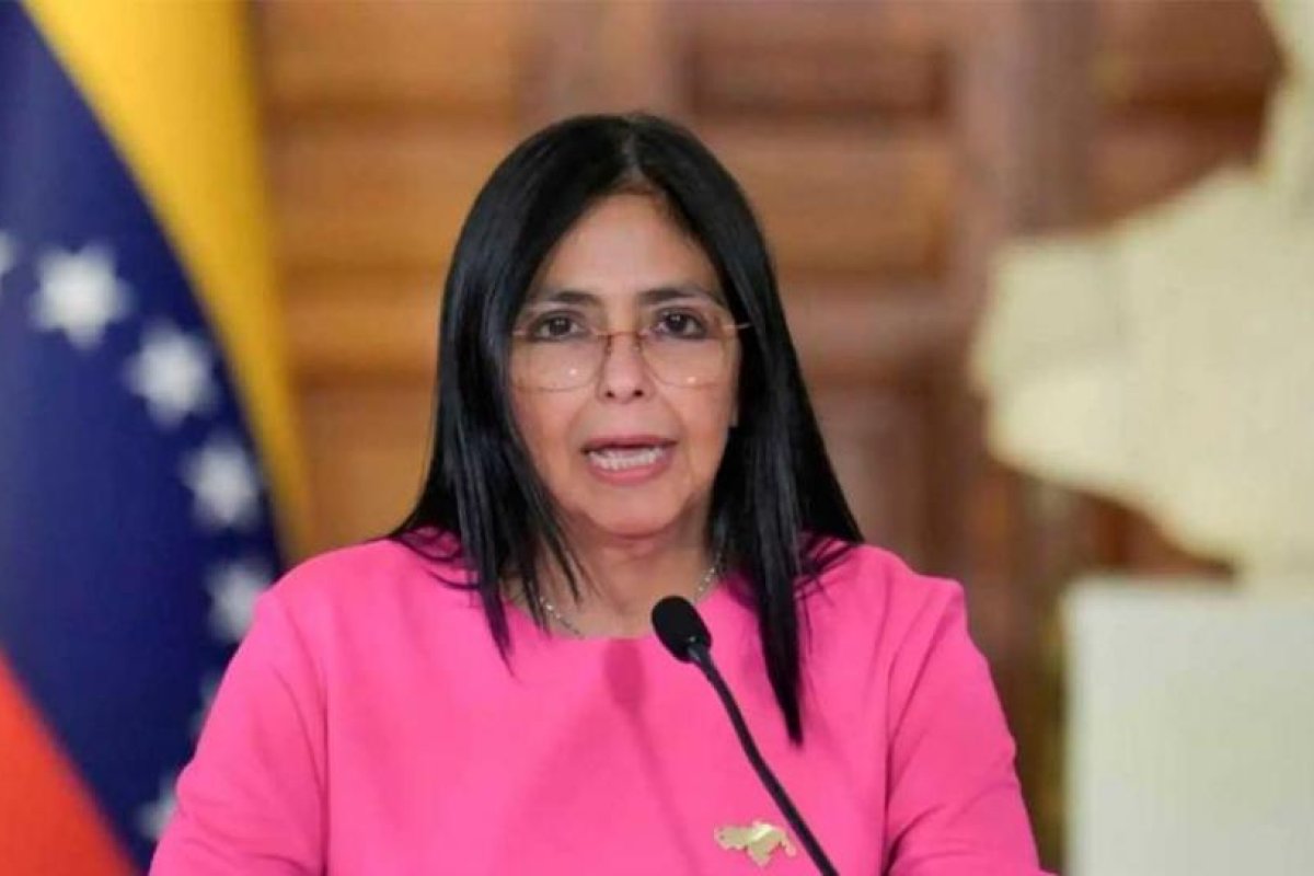 Trump descarta a Machado y respalda a Delcy Rodríguez en Venezuela