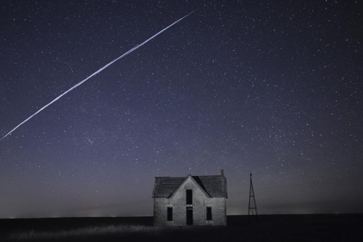 ¿Dónde y cuándo podemos ver la hilera de satélites Starlink de SpaceX?: Una sencilla página web tiene respuestas para todos
