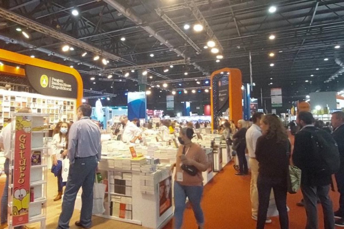 Un discurso encendido, la crisis del mercado editorial y la ilusión de los lectores: así volvió la Feria Internacional del Libro de Buenos Aires