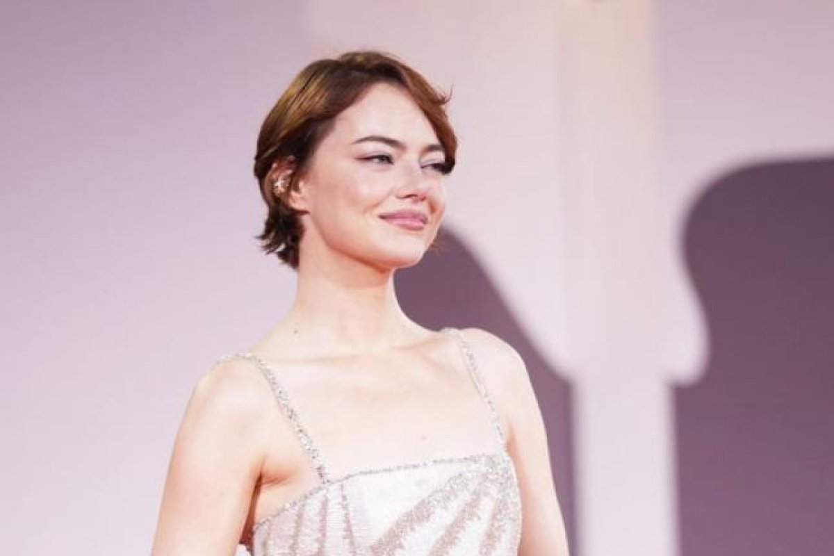 Emma Stone protagoniza ‘The Catch’, la nueva comedia romántica de Universal