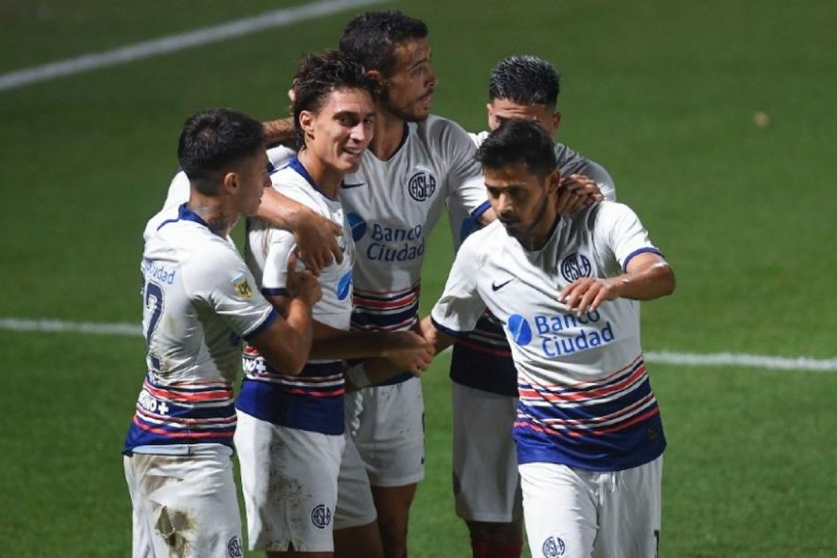 San Lorenzo en alza recibe a Argentinos Juniors