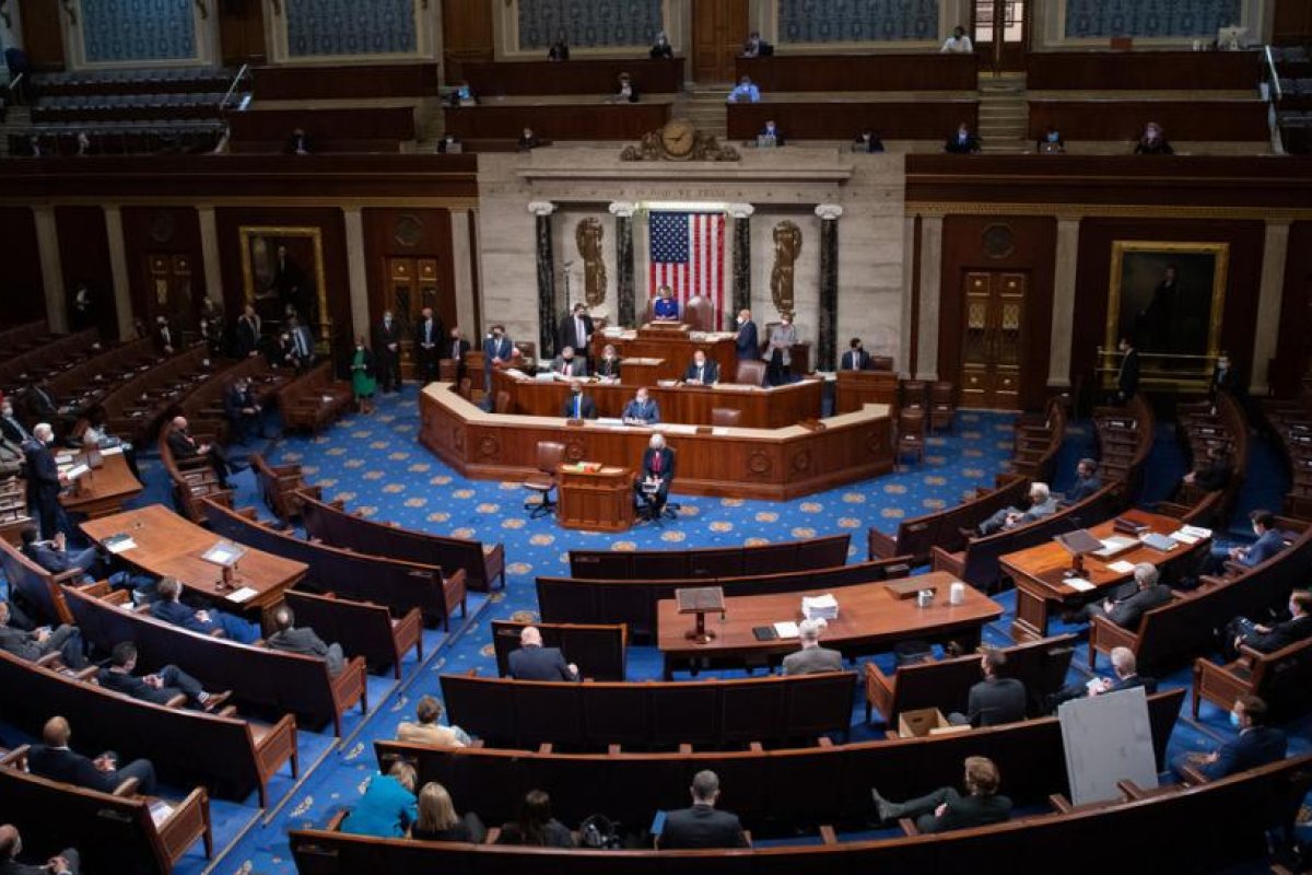 Los republicanos de la Cámara de Representantes se oponen a la resolución para instar a Pence a invocar la 25.ª enmienda y destituir a Trump