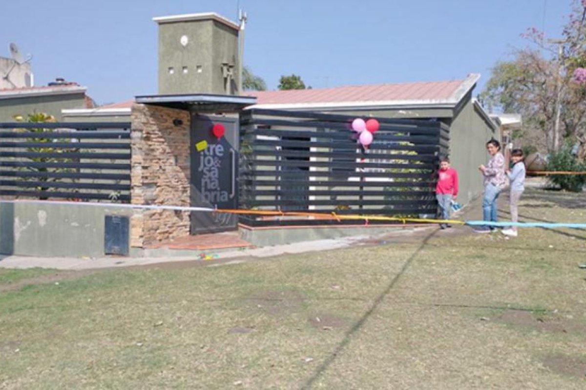Termenses vistieron de fiesta el frente de sus casas para celebrar el Día del Niño
