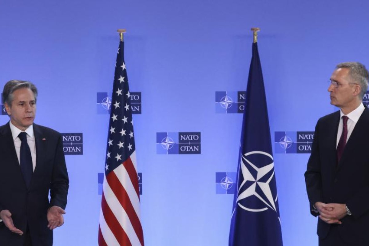 "Ucrania no debe integrarse a la OTAN": Expertos advirtieron que la expansión de la Alianza Atlántica llevaría a Rusia y Occidente a un conflicto