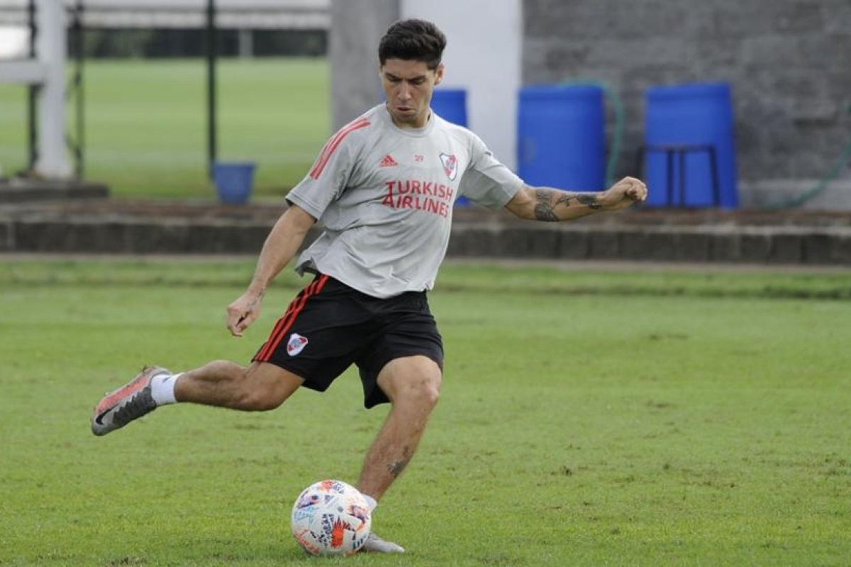 Montiel regresa a River para jugar ante Arsenal