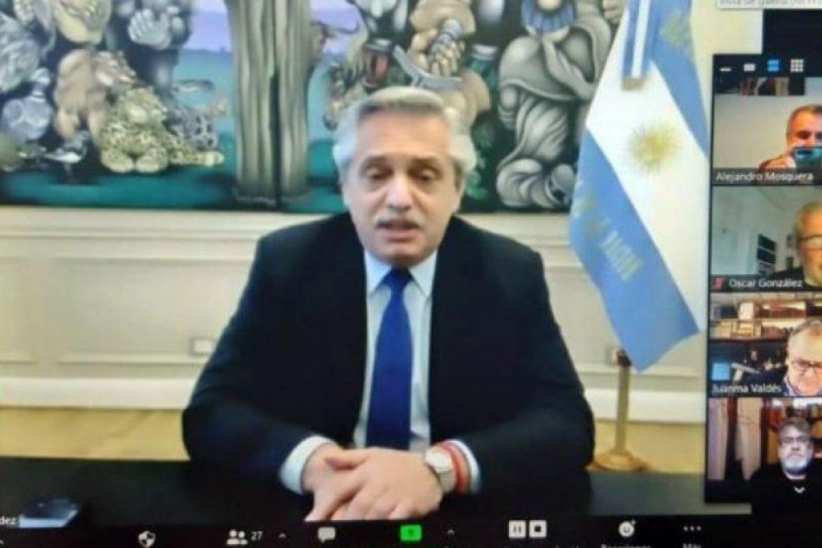 Alberto pidió considerar qué era más importante: "¿Preservar sus puestos de trabajo o poder comprar u$s200?"