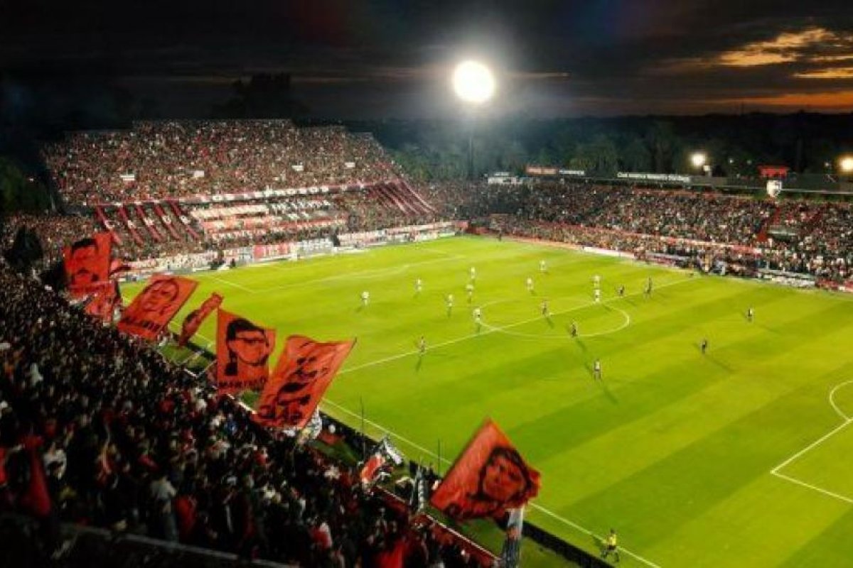 Cómo ver Newell's vs. Vélez EN VIVO: Guía completa para el Torneo Clausura