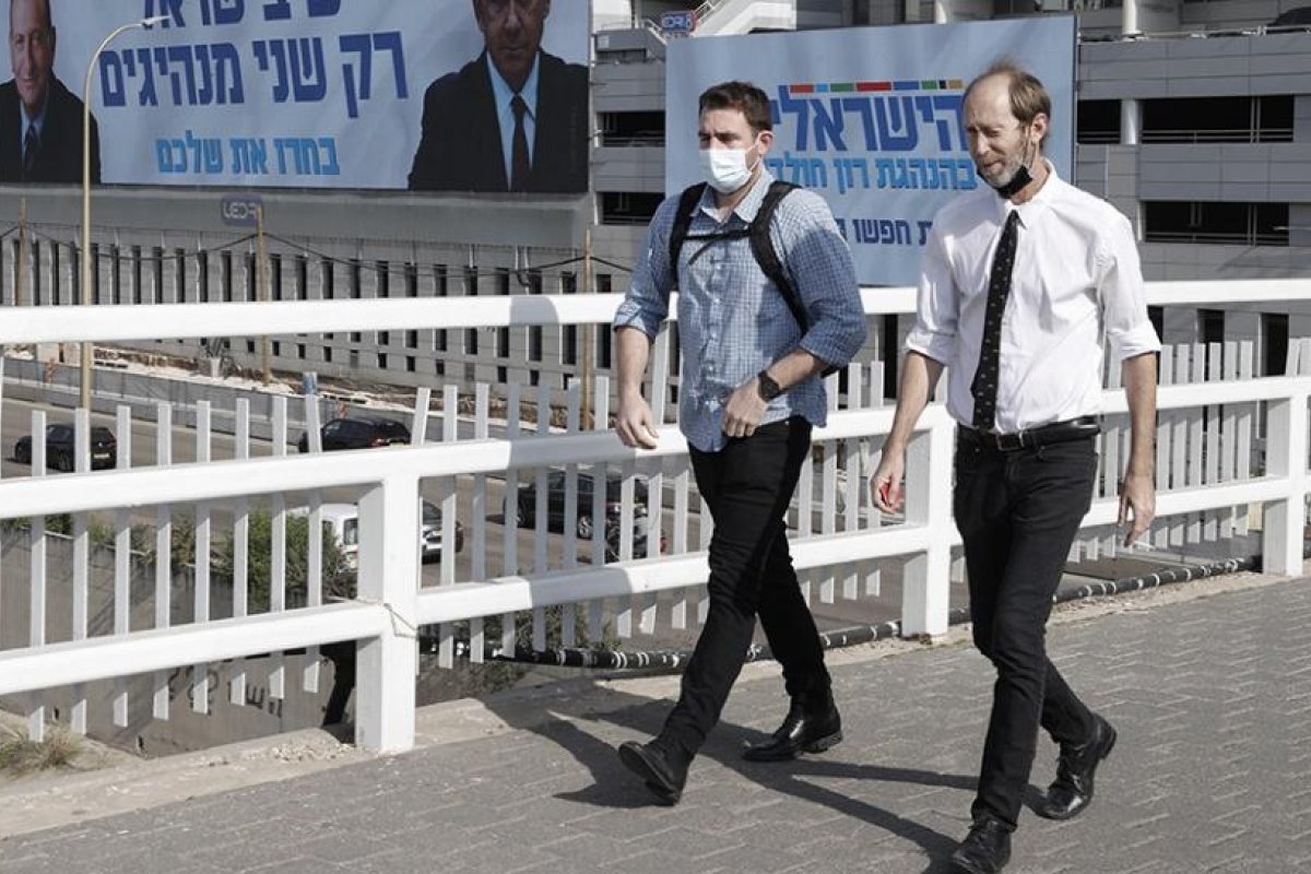 Israel roza por primera vez los 10.000 casos diarios y superó el medio millón de contagios