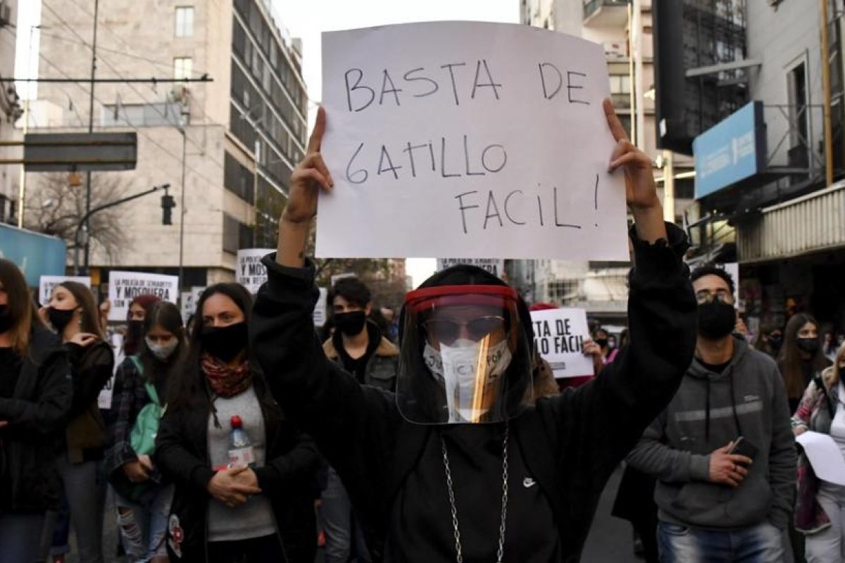 Otros cuatro policías detenidos por un caso de "gatillo fácil" en Córdoba