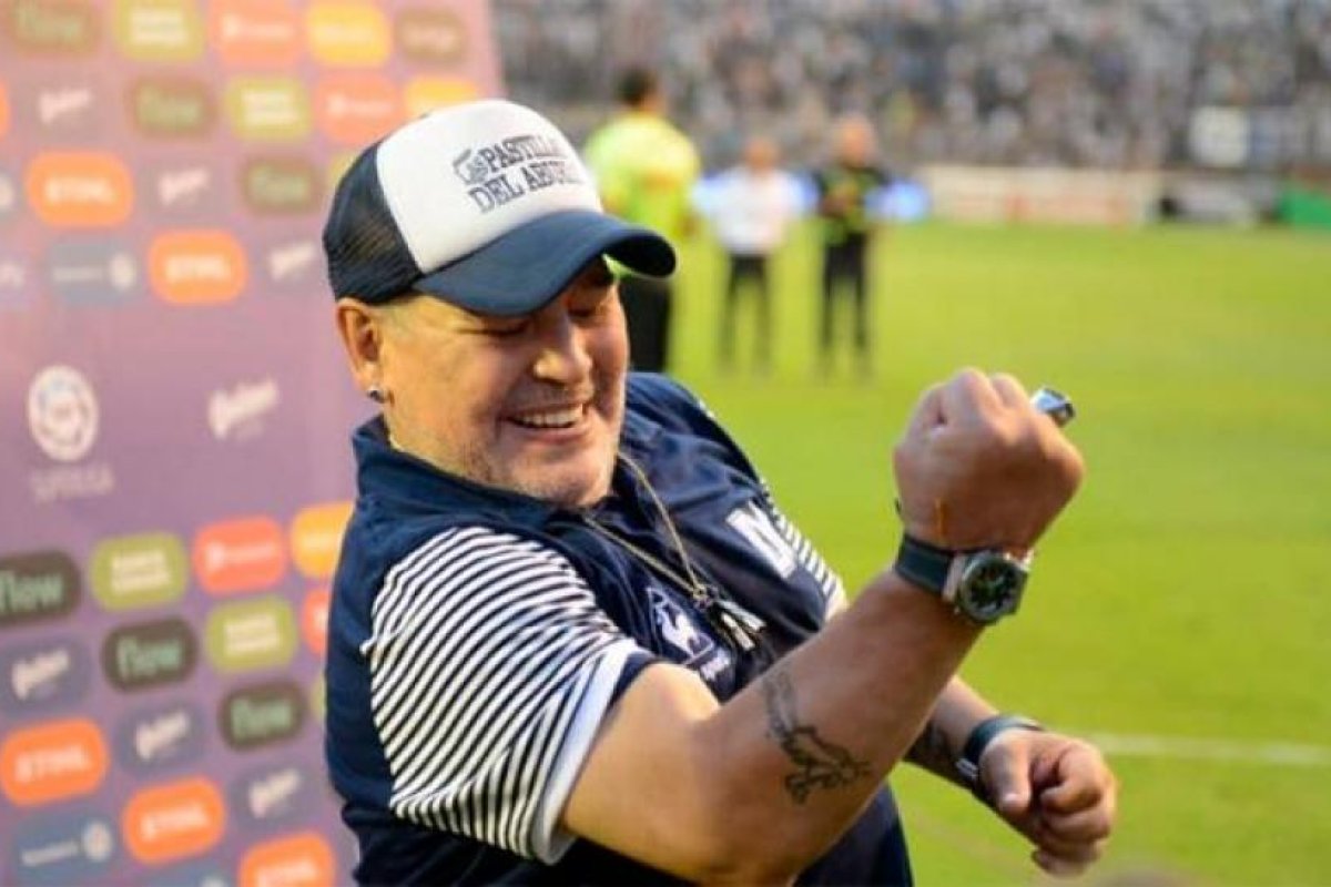 Ronaldo, Tevez, Mourinho y muchos más: los saludos para Maradona por su cumpleaños