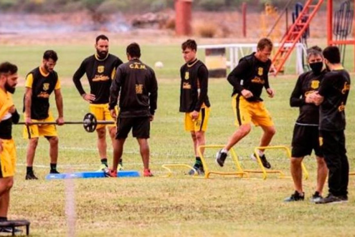 Mitre inició la semana con la mente puesta en el debut ante Belgrano