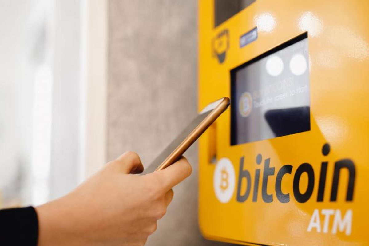 El regulador financiero del Reino Unido ordena el cierre de todos los cajeros automáticos de criptomonedas en el país