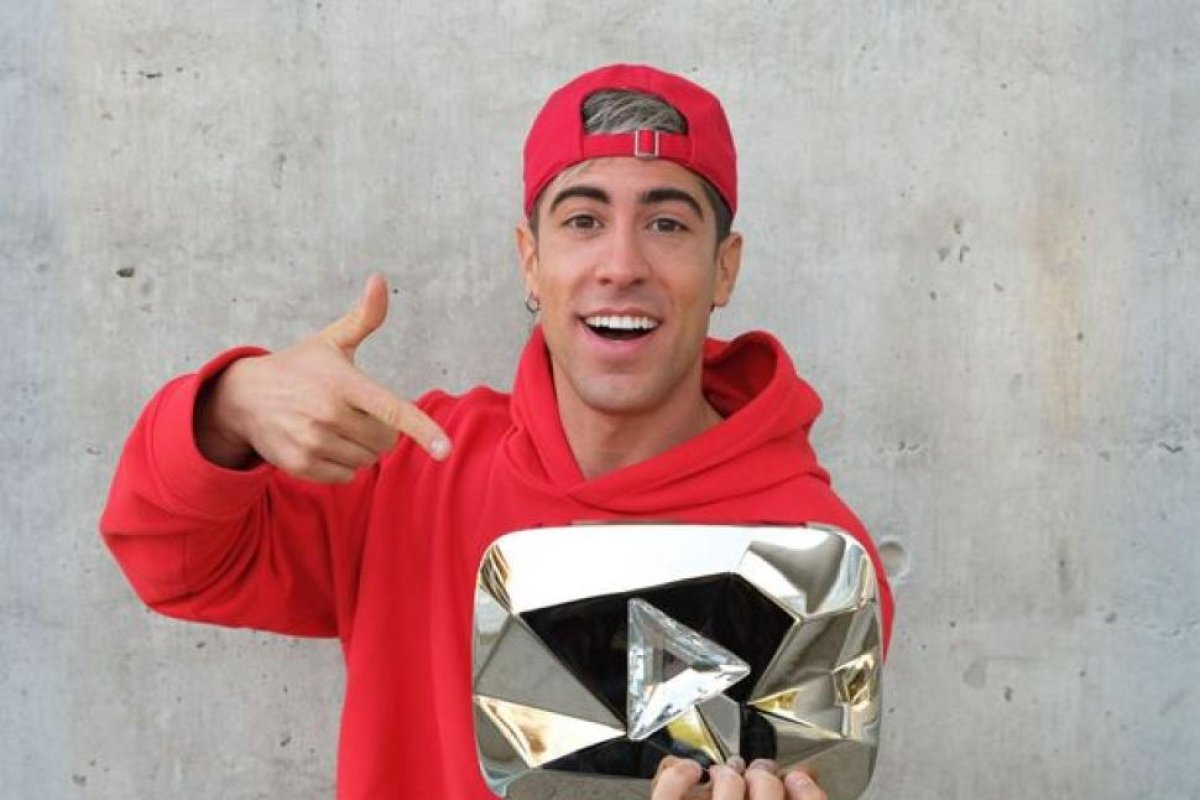 Alejo Igoa: Primer Argentino en Superar los 100 Millones de Suscriptores en YouTube